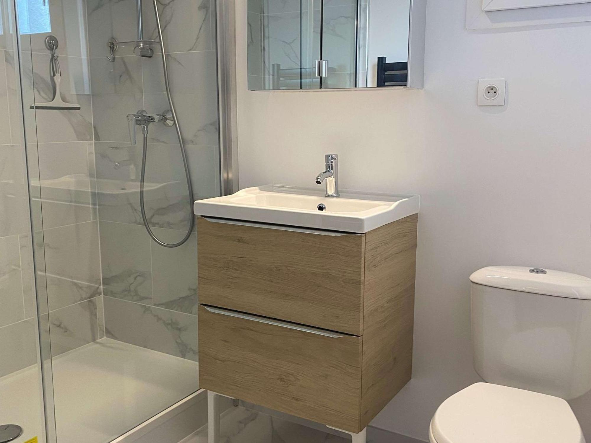 Studio Renove Avec Balcon, Proche Commerces, Wifi Et Cellier Privatif - Balaruc-Les-Bains. - Fr-1-553-13 Exterior photo